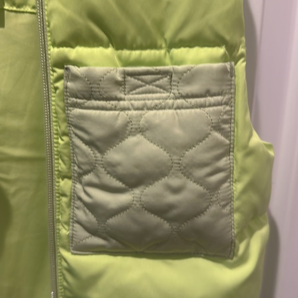 cat and Jack winter vest - Picture 3 of 4